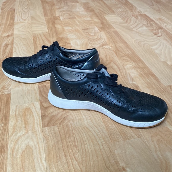 Dansko Womens Charlie Perforated Black Lace Up Sneaker Shoes Size 39 - Picture 6 of 8